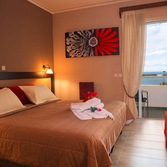 Hotel Kyparissia Beach